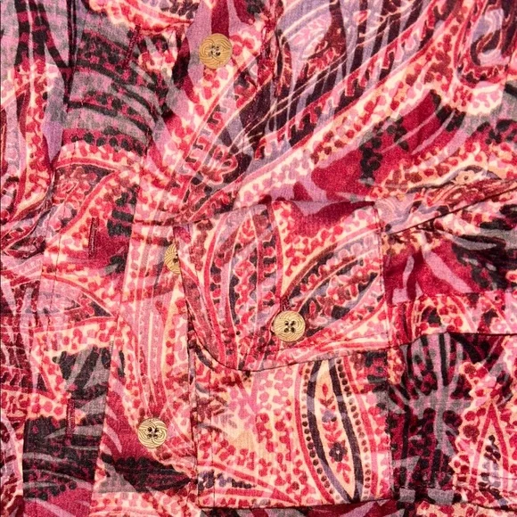 Floral Patterned Petite Coldwater Button Up - Picture 3 of 4